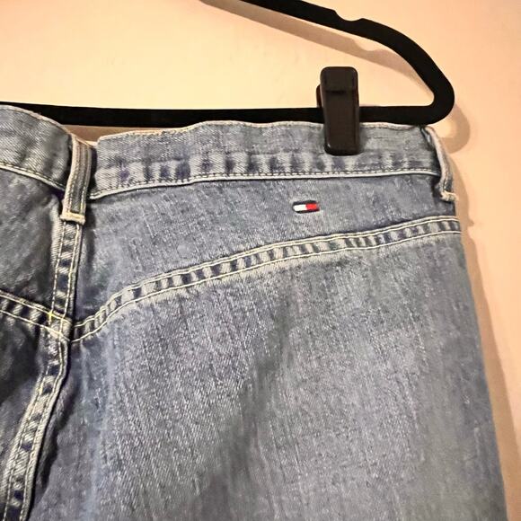 Tommy Hilfiger Vintage Y2K Jeans Size 16 Flat front pockets, no back pockets - Picture 3 of 5